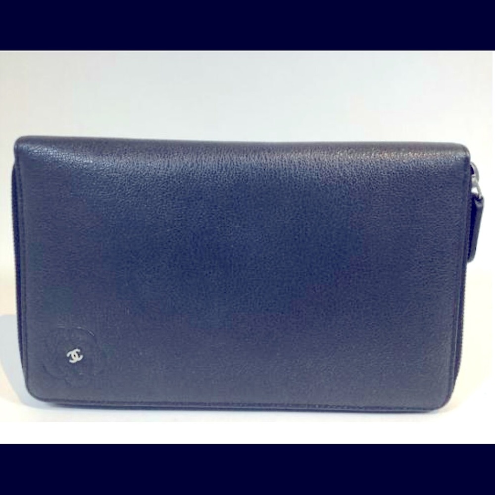 Authentic Vintage Chanel CC Camelia Emblem Long Wallet
